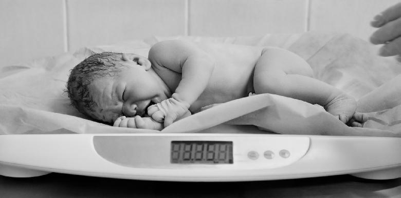 Le Premier Examen Medical Du Bebe La Boite Rose