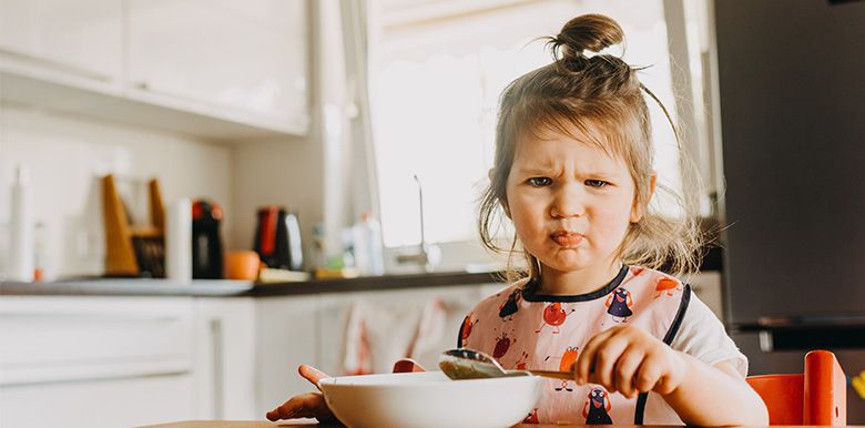 Alimentation : mon enfant devient difficile, que faire ?