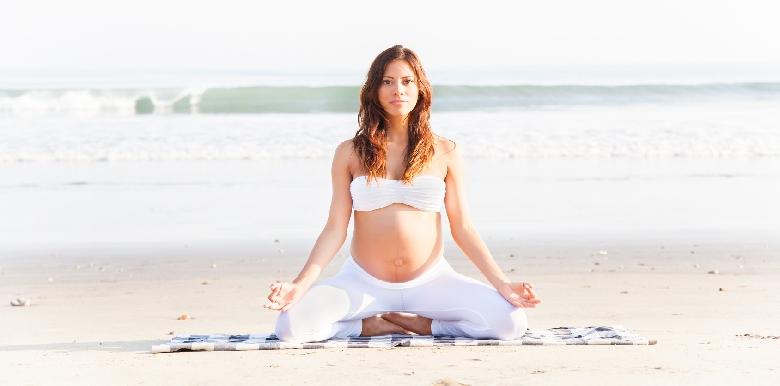 Préparation à la naissance : le yoga prénatal