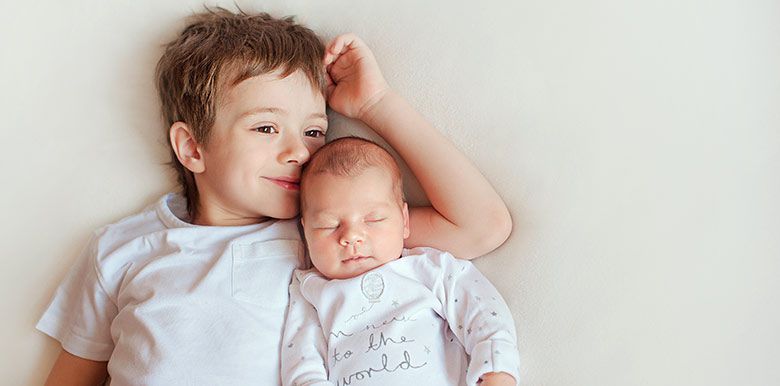 passer du temps avec l'aîné quand bébé pointe le bout de son nez