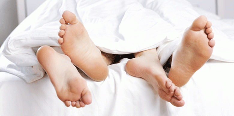 Insolite : le top 10 des musiques qui poussent à faire des bébés !